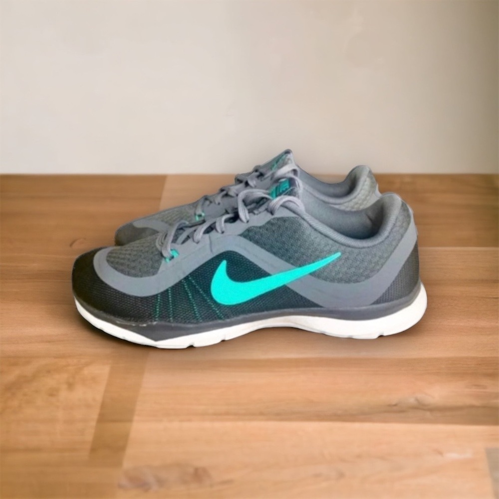 Nike Training Flex TR 8 Women's Performance Sneakers